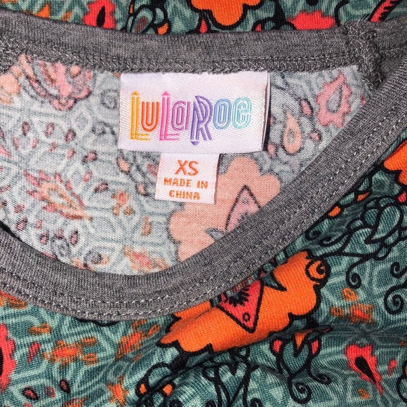 LulaRoe NWT xsmall adorable floral randy top - Picture 4 of 7
